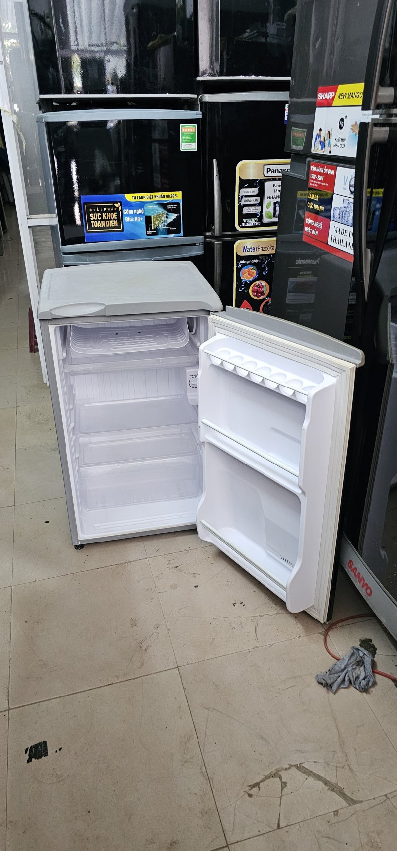 Tủ lạnh Aqua 90L