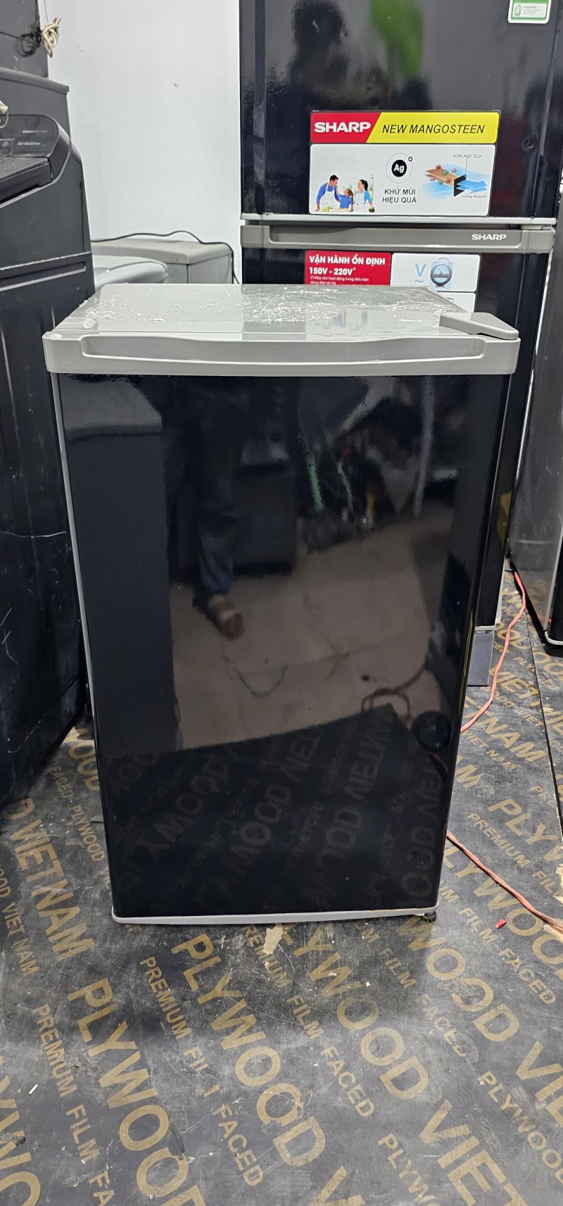Tủ lạnh electrolux 90L