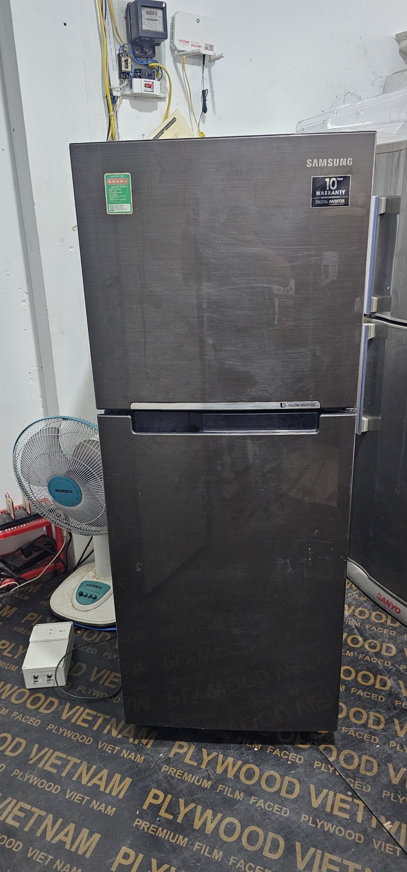 Tủ lạnh Samsung inverter 208L