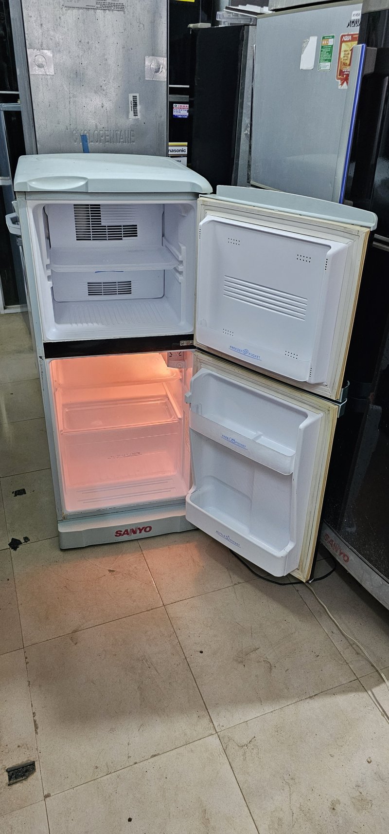 Tủ lạnh Sanyo 120L