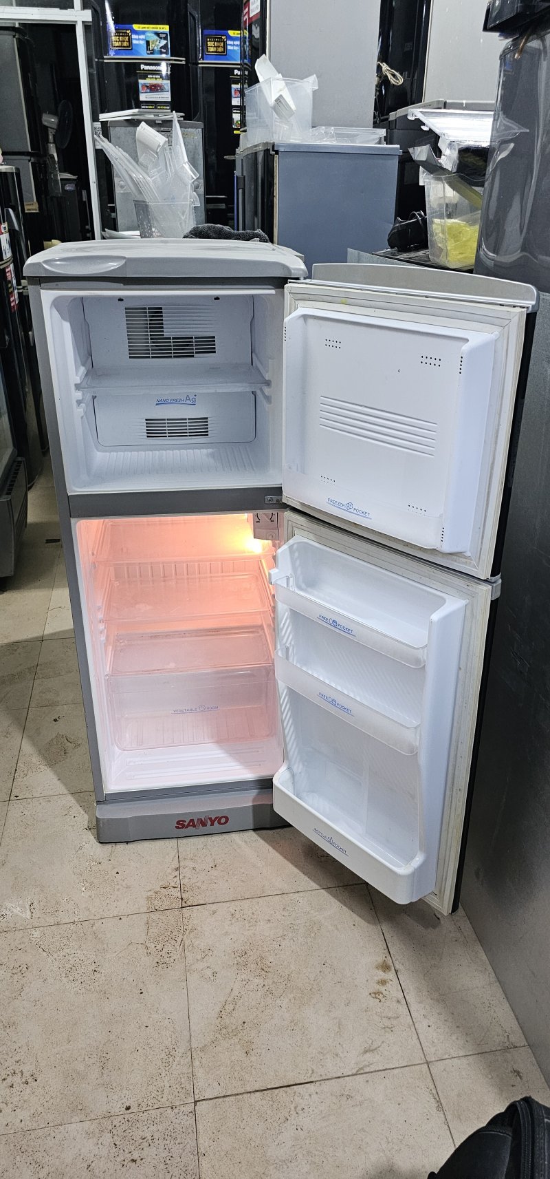 Tủ lạnh Sanyo 130L