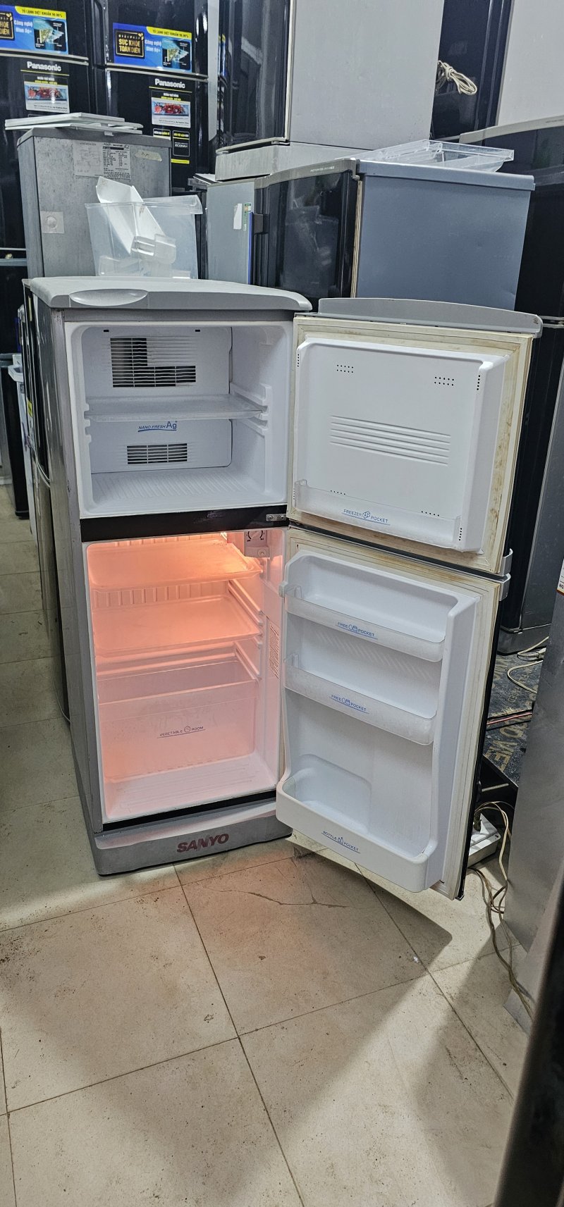 Tủ lạnh Sanyo 130L
