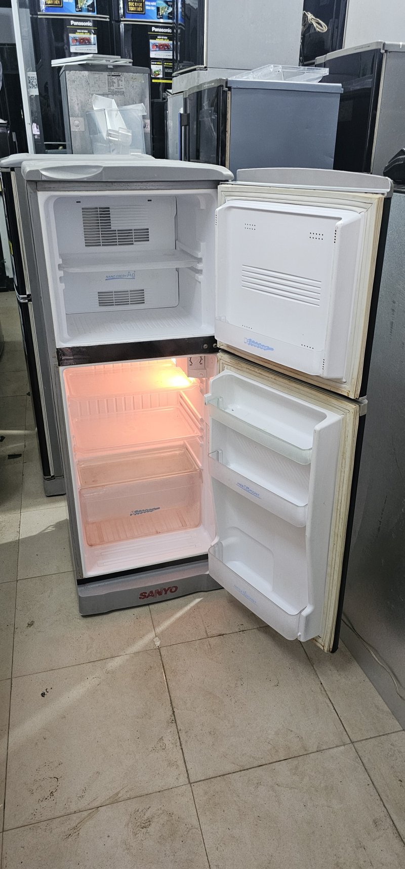 Tủ lạnh Sanyo 130L