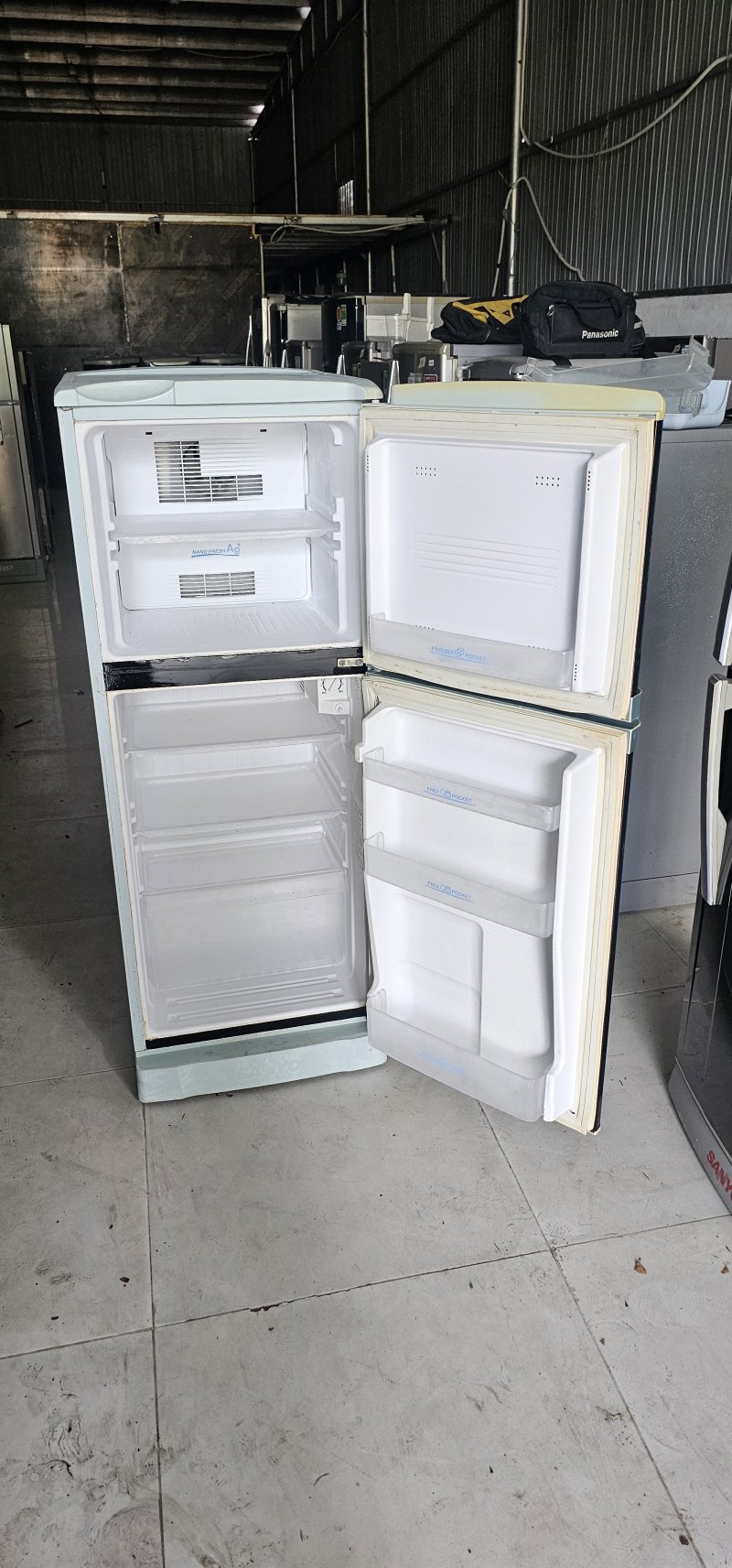 Tủ lạnh Sanyo 130L