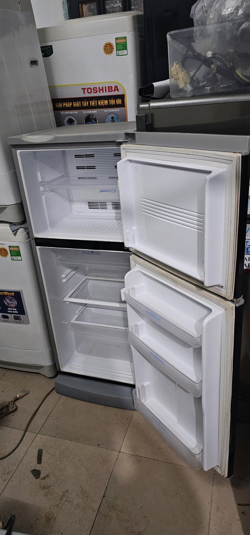 Tủ lạnh Sanyo 165L