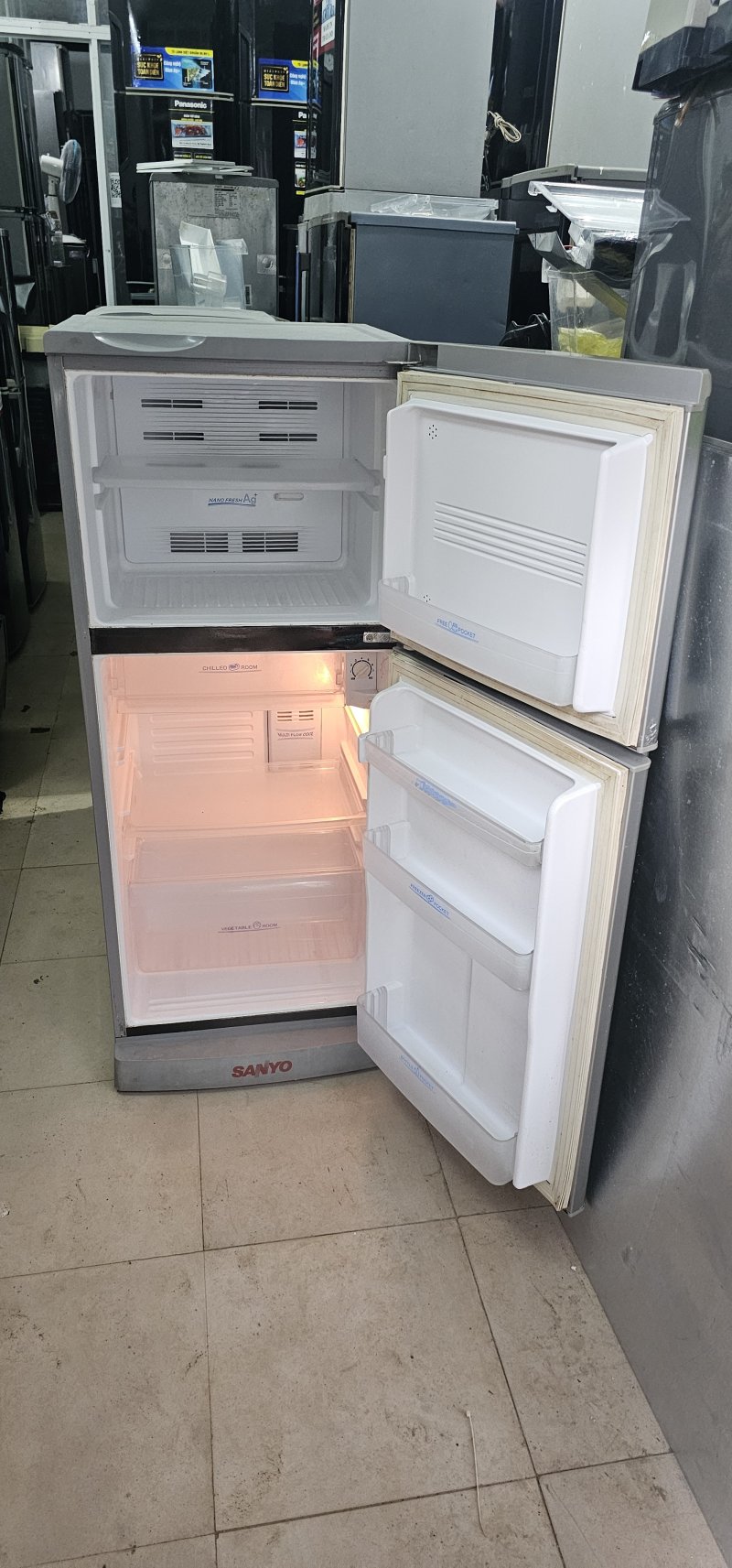Tủ lạnh Sanyo 165L