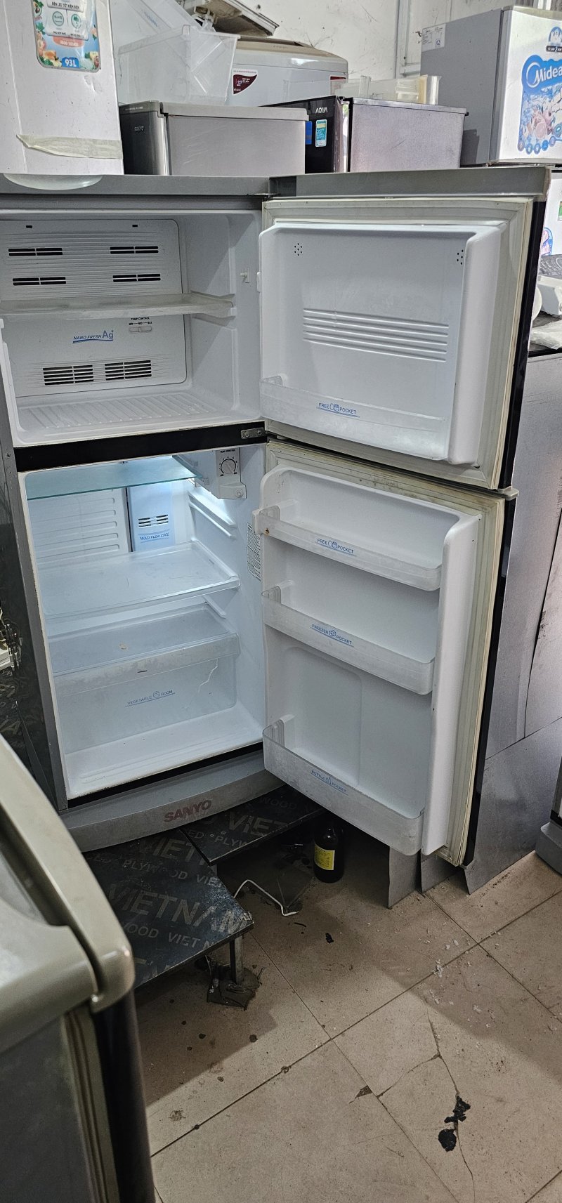 Tủ lạnh Sanyo 165L