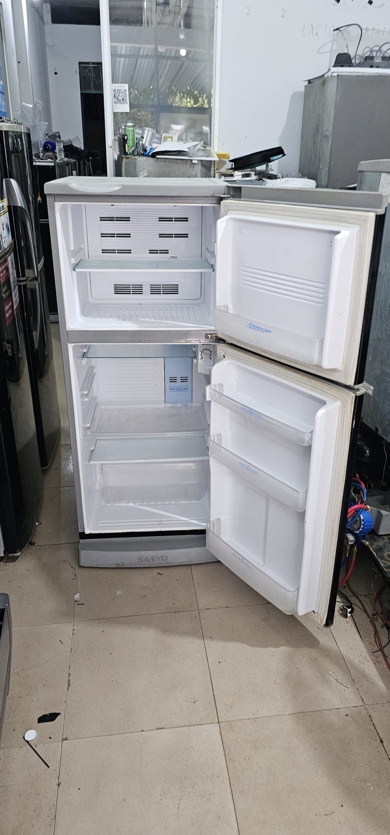 Tủ lạnh Sanyo 165L