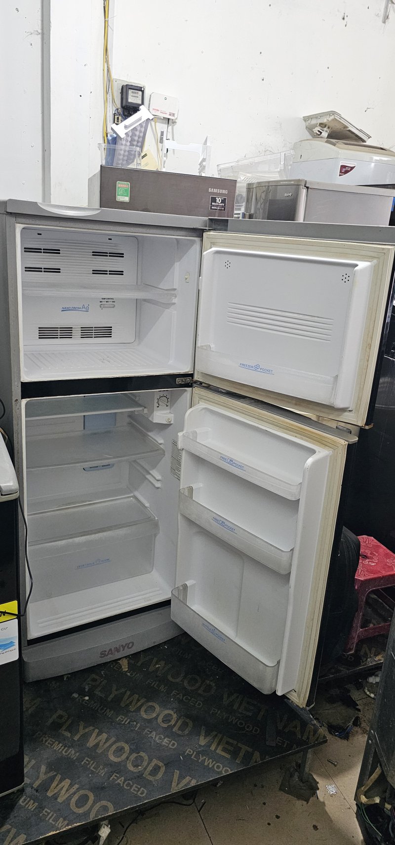 Tủ lạnh Sanyo 165L