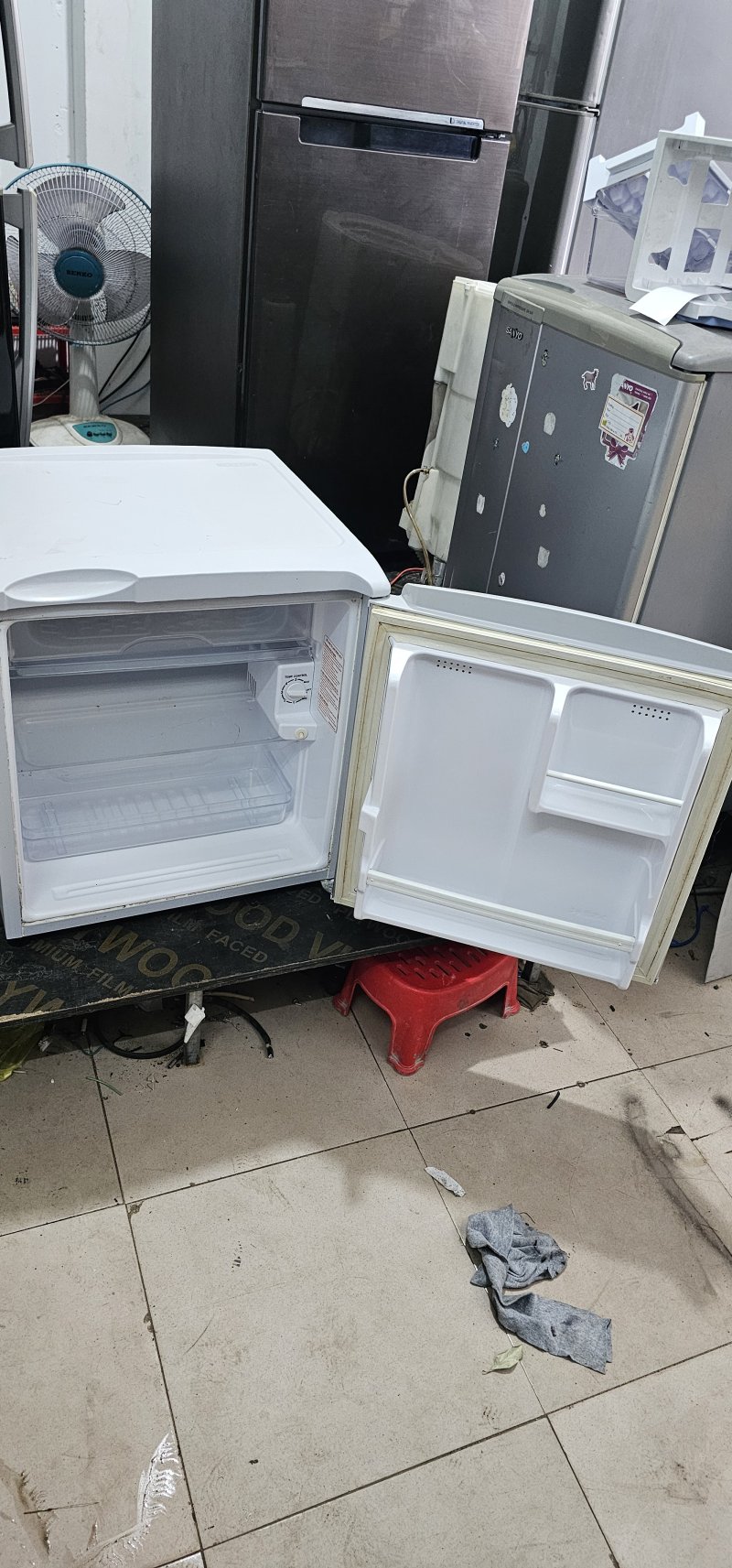 Tủ lạnh Sanyo 50L