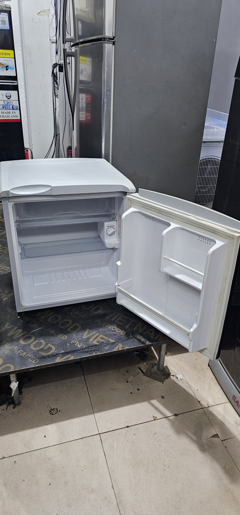 Tủ lạnh Sanyo 50L