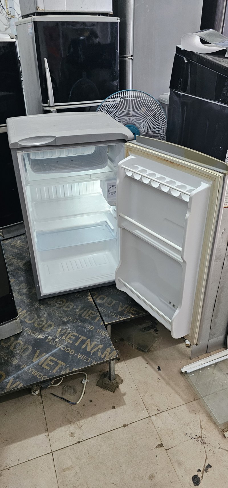 Tủ lạnh Sanyo 90L