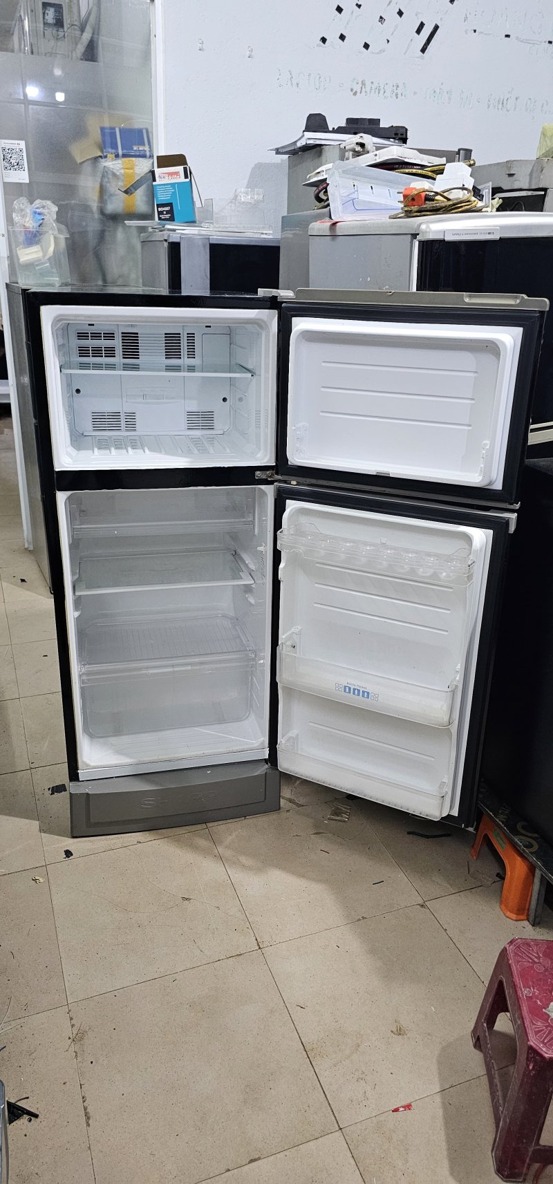 Tủ lạnh Sharp 165L