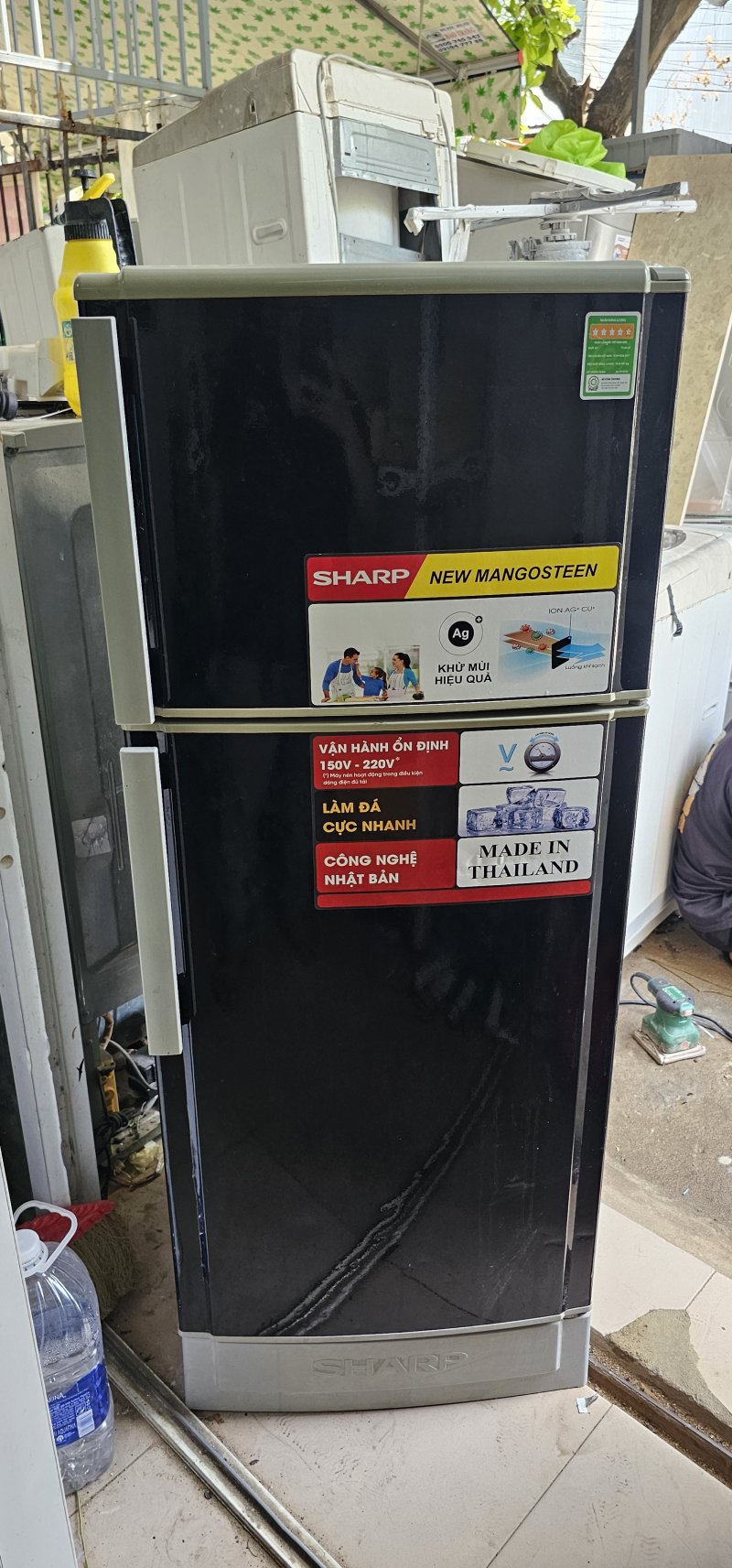 Tủ lạnh Sharp 180L