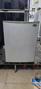 Tủ lạnh funiki 70L