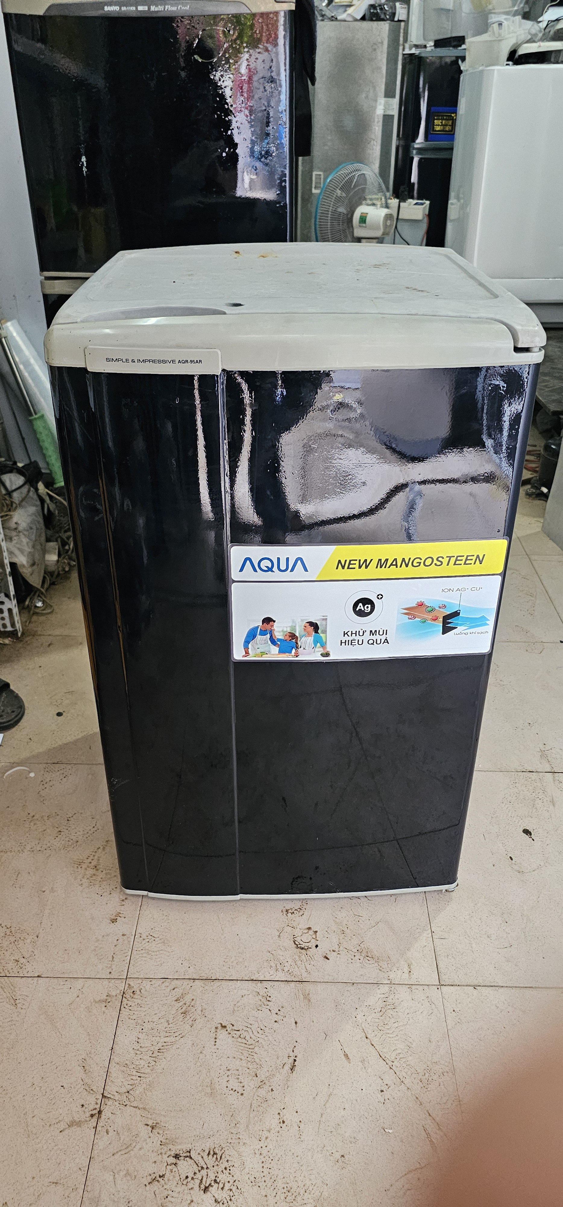 Tủ lạnh Sanyo 90L