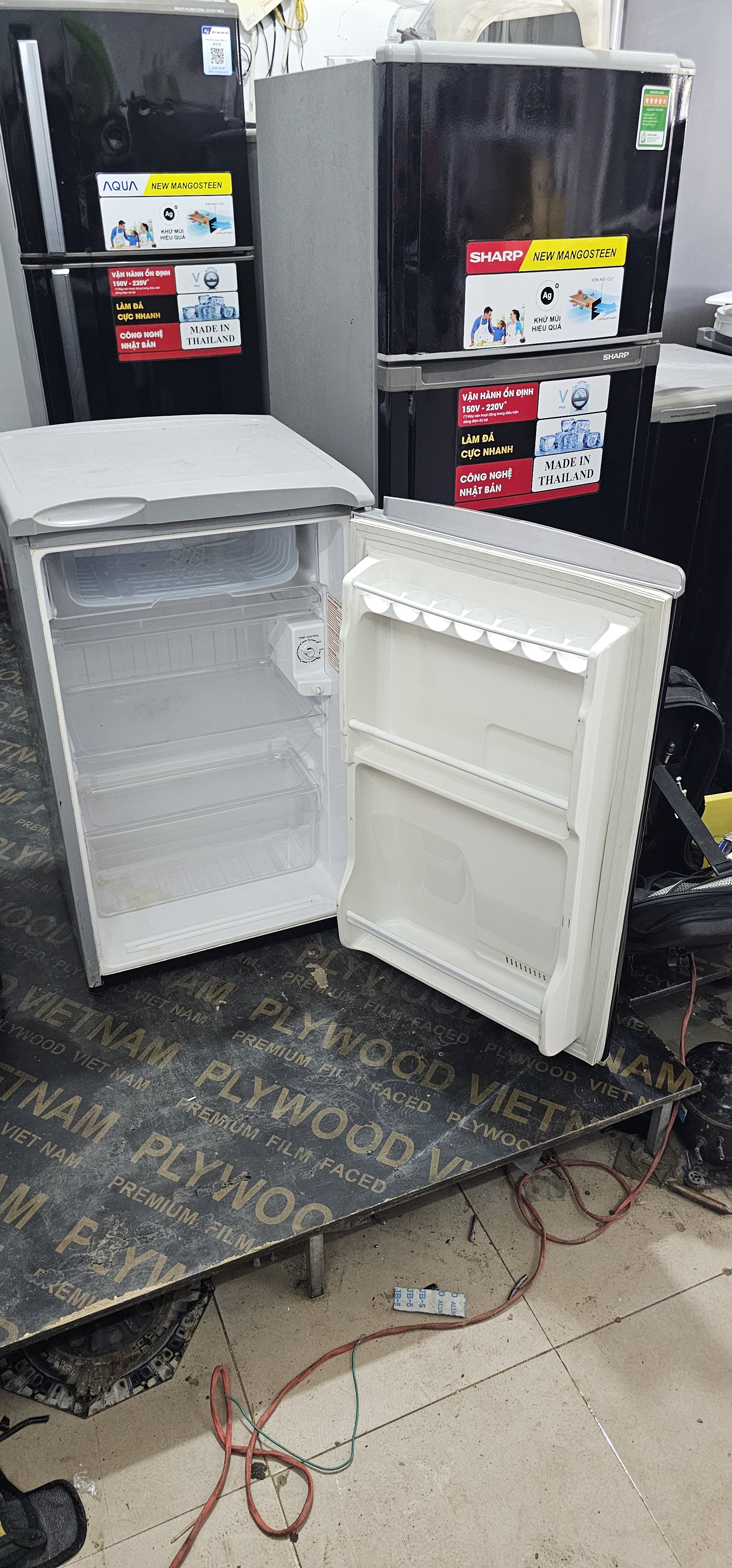 Tủ lạnh Sanyo 90L